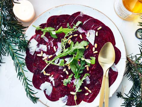 Carpaccio van rode biet