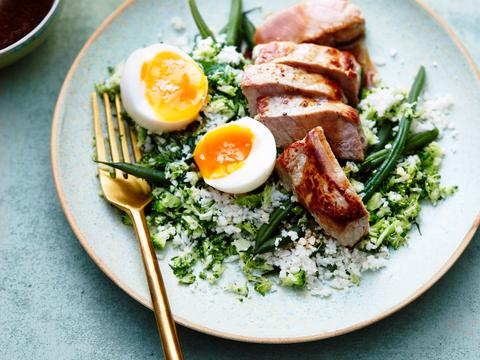 Bloemkool-broccolicouscous met kalfsmignnonette