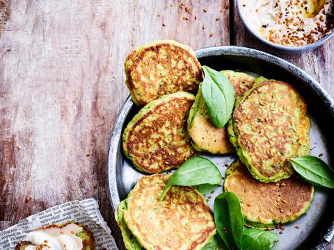 Kikkererwtenblini's met spinazie