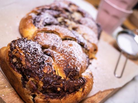 Chocoladetwister met gehakte pacannoten