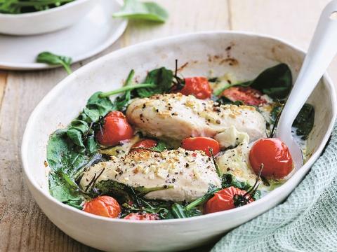 Kipfilet met mozzarella, spinazie en kerstomaatjes