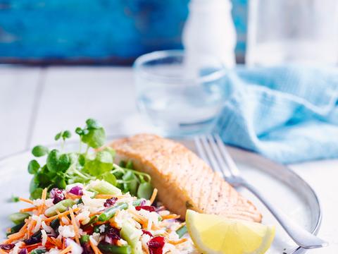 rijstsalade-met-zalm