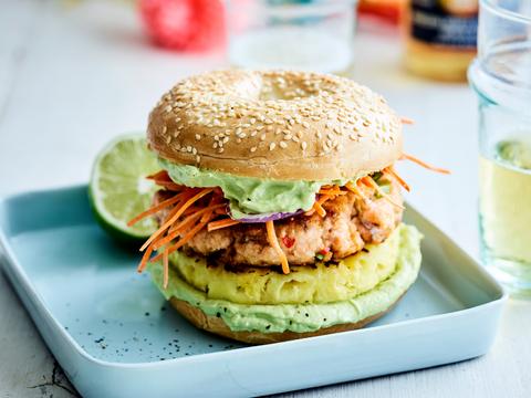 zalmburger-met-gegrilde-ananas