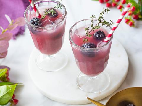 Veenbes-braambesmocktail