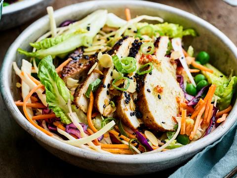 salade-van-sesamkip-met-gemberdressing