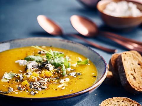 Pompoensoep met knoflooktoast