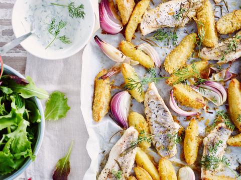 aardappelwedges met rode poon