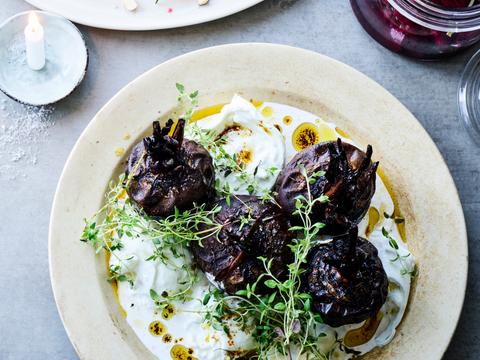 gepofte rode bietjes met buffelmozzarella en tijm