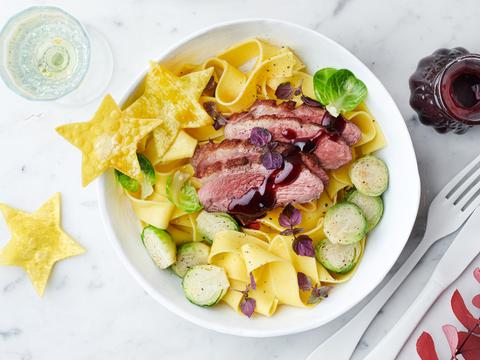 Pappardelle met eend, spruitjes en wildsaus
