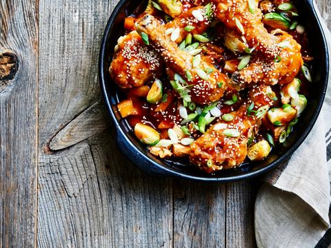 Drumsticks in zoetzure saus