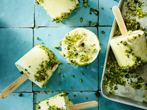 Kulfi met pistache, kaneel en saffraan