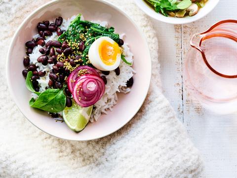Spicy breakfast power bowl