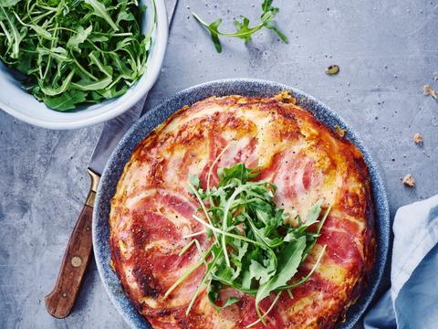 Tatin-quiche met reblochon en pancetta