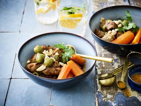 Marokkaans stoofvlees met warme wortelsalade