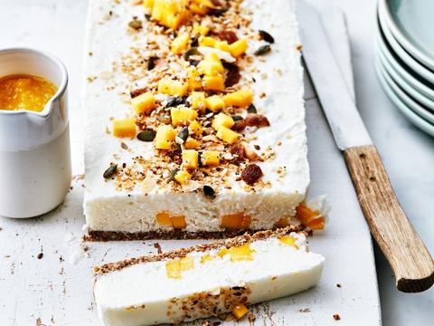 No bake-cheesecake met mangocoulis