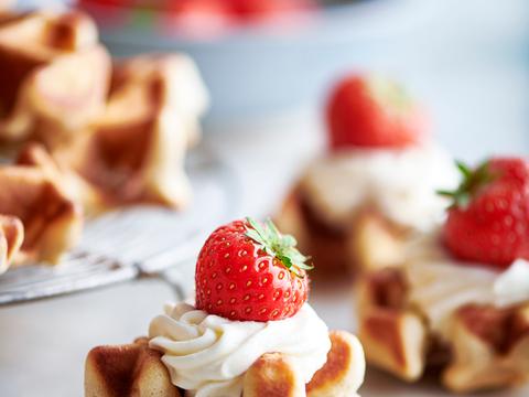 Vanillewafeltjes met aardbeien