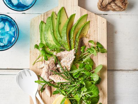 Makreel met zeekraal en avocado