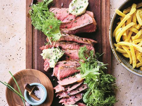 Côte à l’os met kruidenkaasboter