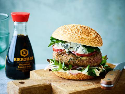 Rundsburger met blauwe kaas