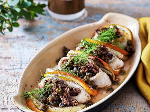 Visrolletjes met olijventapenade