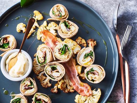 Wrap met bloemkool, spek en mayonaise