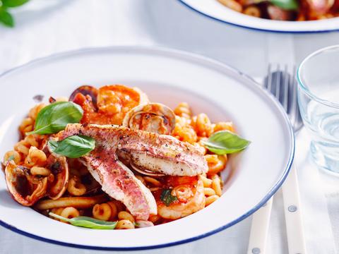 Italiaanse zeevruchtenpasta