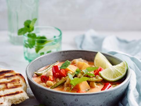 Kokoscurry met zoete aardappel