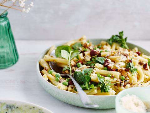 Pasta carbonara met erwten