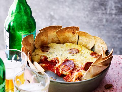 Pizzadip met tortillachips