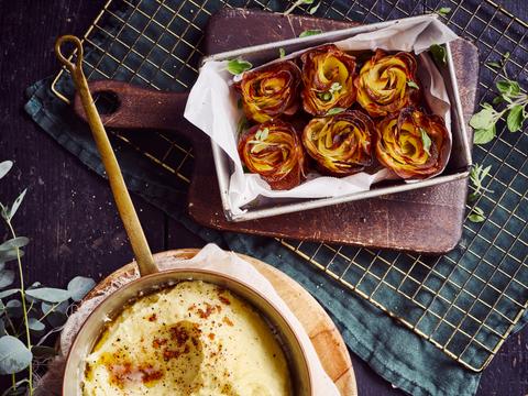Aardappelroosjes met parmaham en tijm