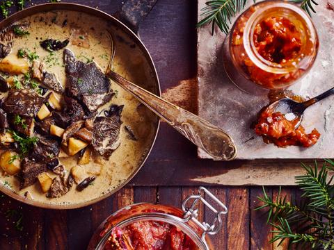 Saus van wilde champignons