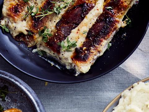 Preiwitten in gedroogde ham met mosterdsaus