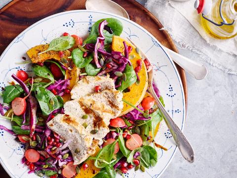 Maaltijdsalade met geroosterde pompoen