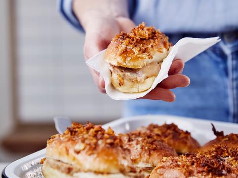 Zoete broodjes met gehaktbrood