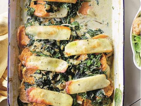 Gratin van zoete aardappel, Berloumi en spinazie