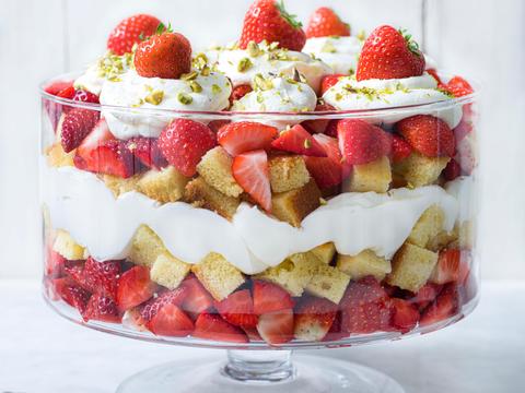 Trifle van cheesecake en aardbeien
