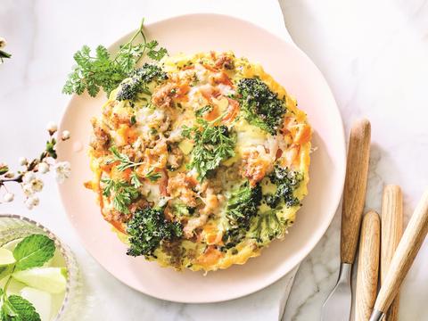 Frittata met broccoli, zoete aardappel en gehakt