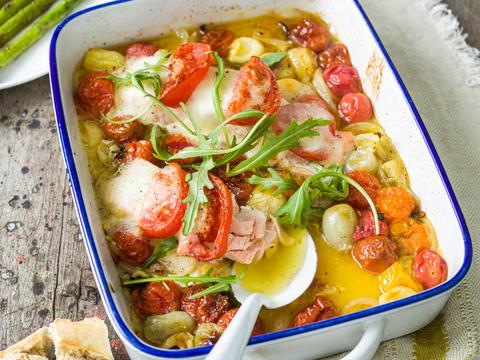 Zalm caprese met groene asperges