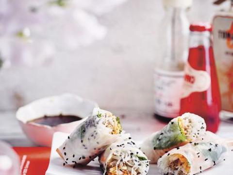 Summer rolls met dipsaus