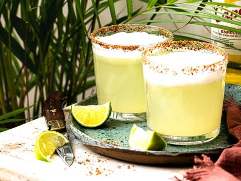 Pisco sour met limoen en chili