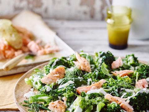 Broccolisalade