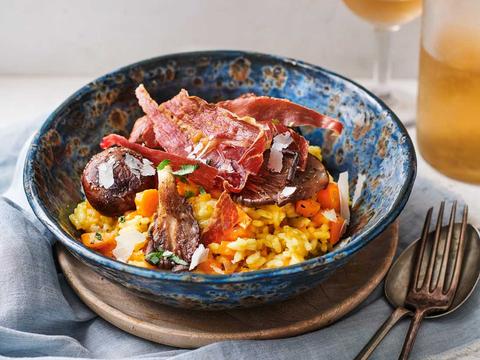 Risotto met wortel, boschampignons en prosciutto