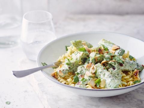 Spirelli met broccoli, prei en kruidenkaas