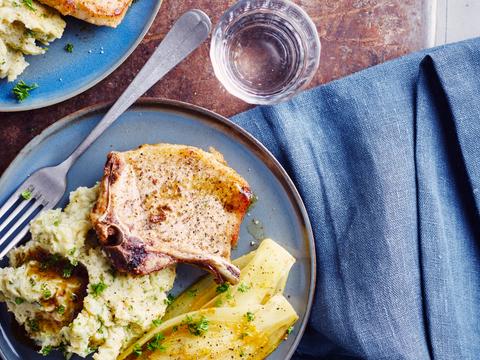 Koteletjes met gebakken witloof en kervelpuree
