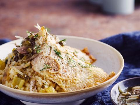 Selderrisotto met rog en warme kappertjesvinaigrette