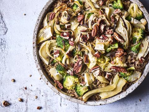ovenschotel met broccoli, geroosterde venkel en wilde rijst