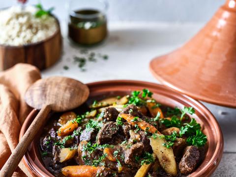 Reetajine met gedroogde abrikozen