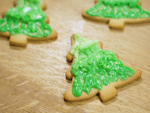 Kerstboomkoekjes met glazuur
