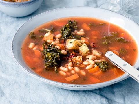Winterse minestrone met boerenkool
