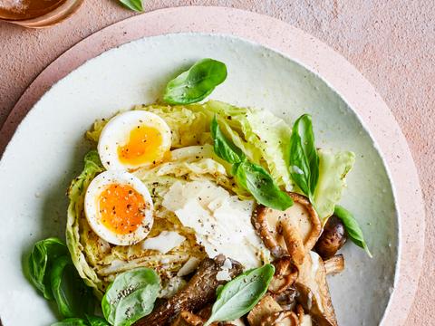 Geroosterde kool met champignons